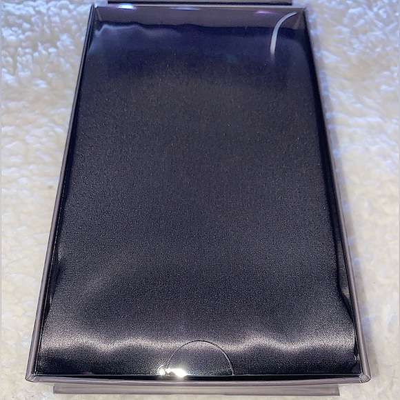 ✨ Blissy - King Size 600 Thread Count Silk Pillowcase✨NWT✨ - Picture 12 of 16